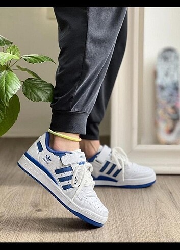 Adidas Forum low