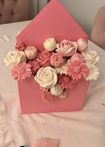 Pastel Pembe Çiçekli Dekoratif Mum - Görsel 2