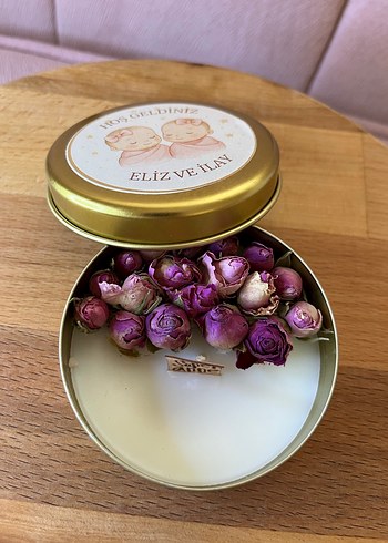 Bej Pastel Mum ve Kutu - Görsel 3