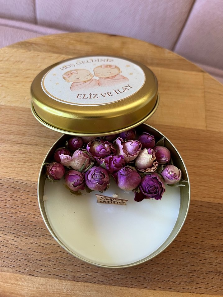 Bej Pastel Mum ve Kutu - Görsel 3