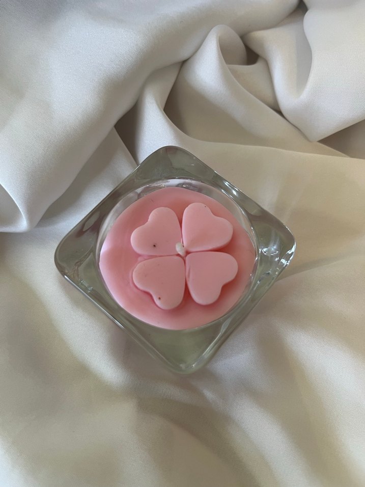 Yeşil Yonca Şekilli Mum ve Cam Mumluk 1 adet fiyattır - Görsel 4