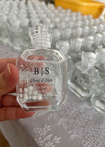 Beyaz Kurdeleli Cam Şişe Hediyelik - Görsel 4