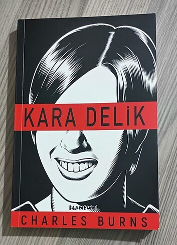 Black Hole-Charles Burns Çizgi Roman