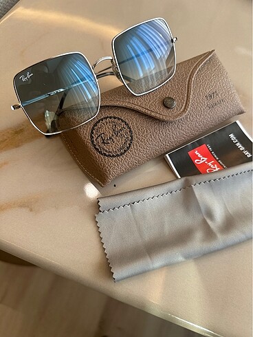 RAYBAN Güneş gözlüğü