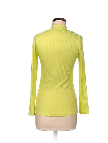 s Beden Twist Bluz %70 İndirimli.
