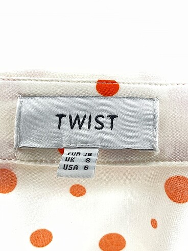 36 Beden beyaz Renk Twist Gömlek %70 İndirimli.