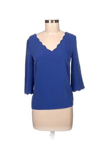 H&M Bluz %70 İndirimli.