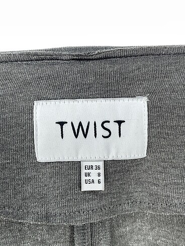 36 Beden gri Renk Twist Ceket %70 İndirimli.