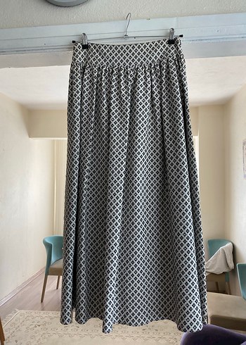 Zara Geometrik Desenli Uzun Etek Siklik Ve Rahatlik Bir Arada