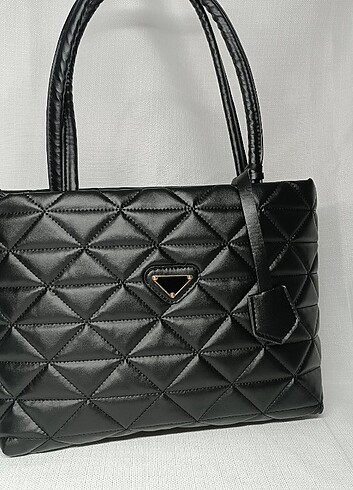 Siyah prada model bayan çanta 