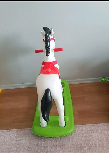 Sallanan At - Görsel 3