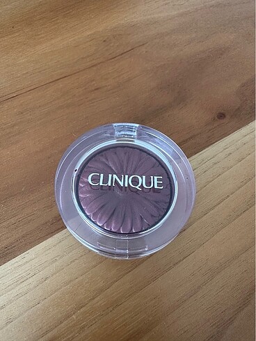 Clinique allık