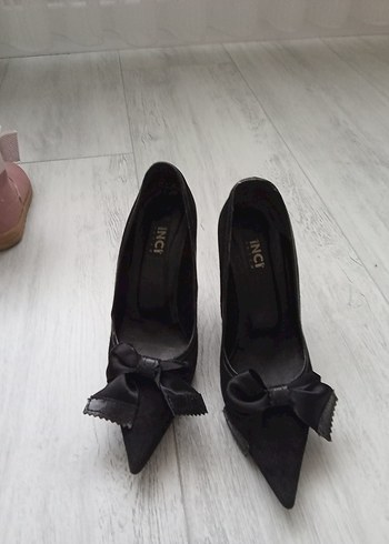 Siyah Fiyonklu Kadın Stiletto Topuklu Ayakkabı - Görsel 4