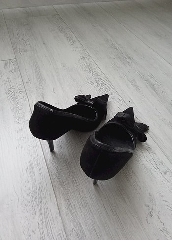 Siyah Fiyonklu Kadın Stiletto Topuklu Ayakkabı - Görsel 2