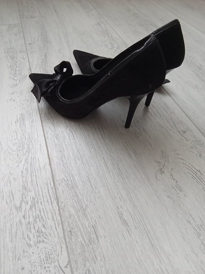 Siyah Fiyonklu Kadın Stiletto Topuklu Ayakkabı - Görsel 5