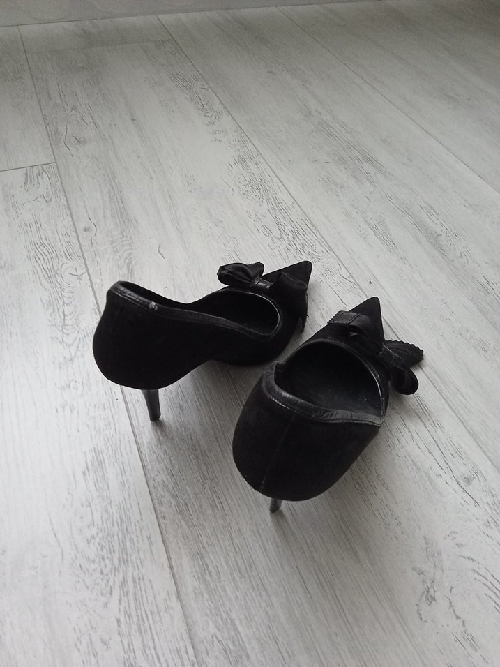 Siyah Fiyonklu Kadın Stiletto Topuklu Ayakkabı - Görsel 2