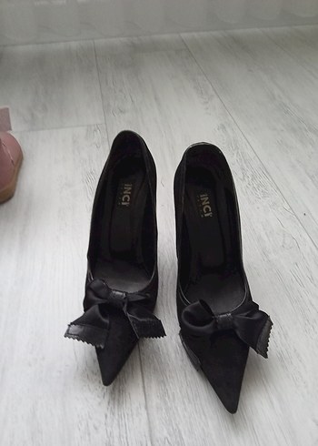 Siyah Fiyonklu Stiletto Topuklu Kadın Ayakkabı - Görsel 5