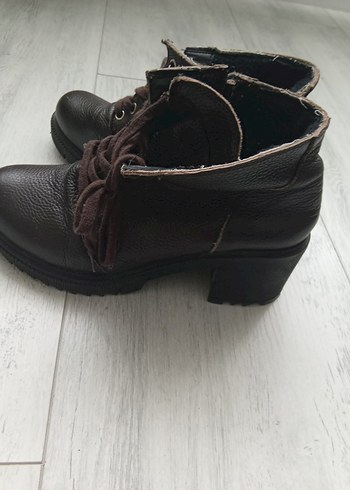 Bej Yılan Desenli Platform Topuklu Kadın Terlik - Görsel 4