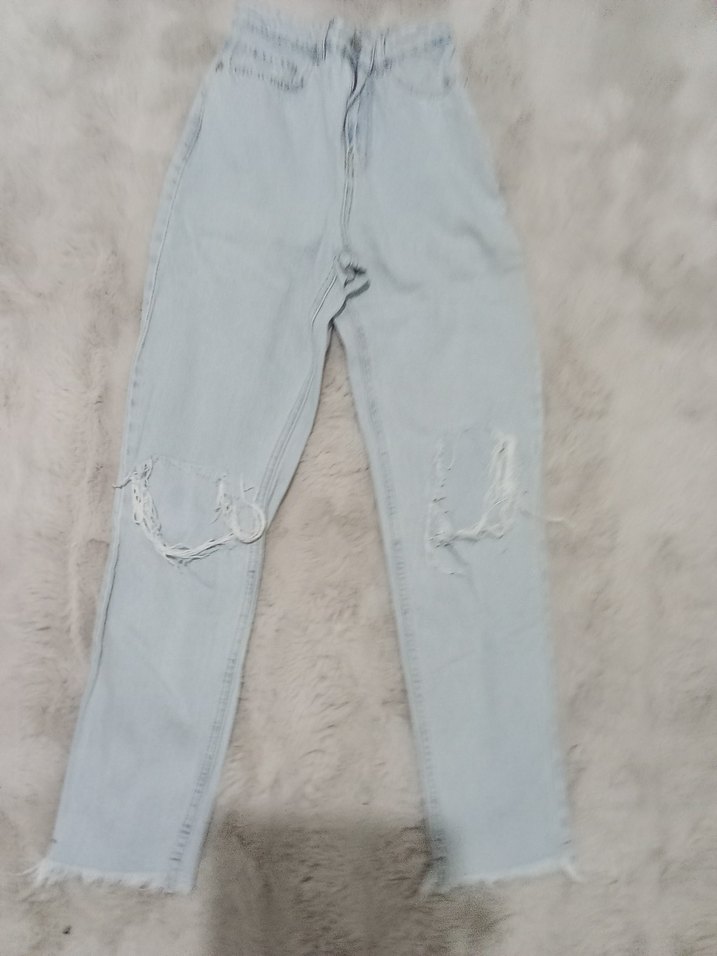 Gri Yırtık Detaylı Kadın Kot Pantolon - Görsel 2