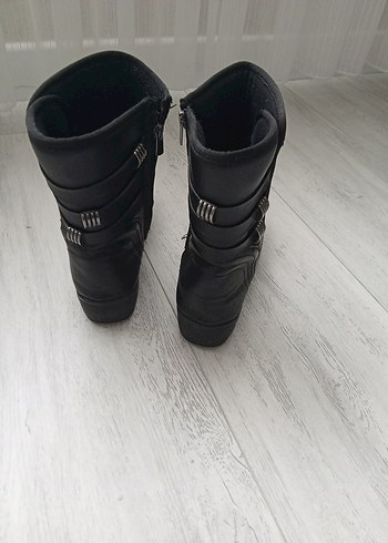 Siyah Dolgu Topuklu Kadın Bot - Görsel 4