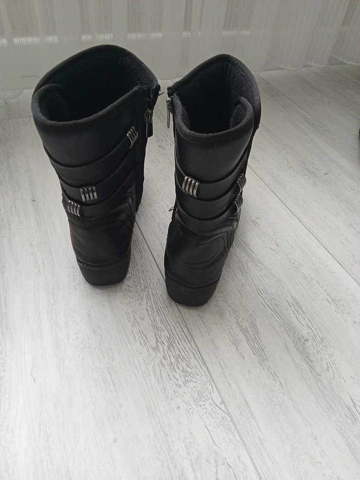 Siyah Dolgu Topuklu Kadın Bot - Görsel 4