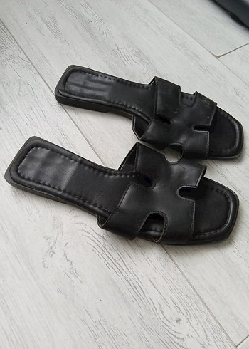 Siyah Deri Kadın Terlik, Tokalı, Topuklu - Görsel 2