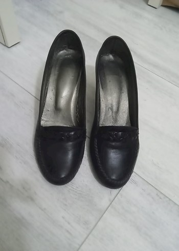 Siyah Tokalı Stiletto Kadın Klasik Ayakkabı - Görsel 4