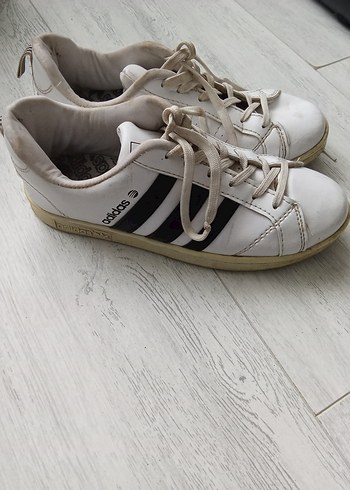 adidas 40