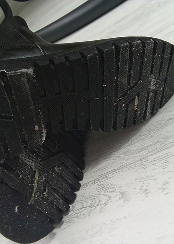 Siyah Minimalist Kadın Botları Blok Topuklu - Görsel 7