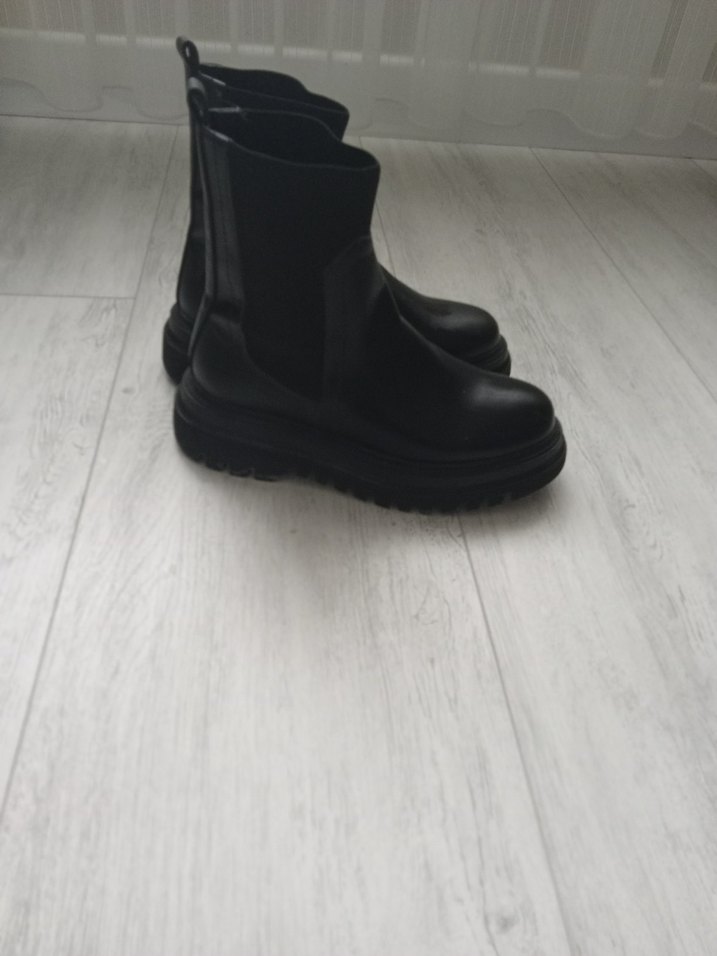 Siyah Minimalist Kadın Botları Blok Topuklu - Görsel 2