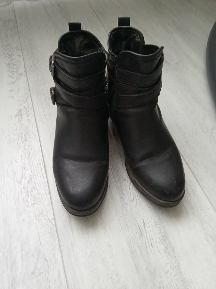 Siyah Deri Tokalı Blok Topuk Kadın Bot - Görsel 3