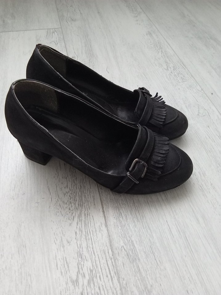 Siyah Tokalı Kadın Topuklu Klasik Ayakkabı - Görsel 4