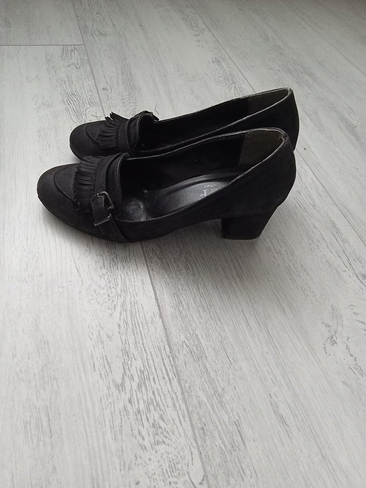 Siyah Tokalı Kadın Topuklu Klasik Ayakkabı - Görsel 2