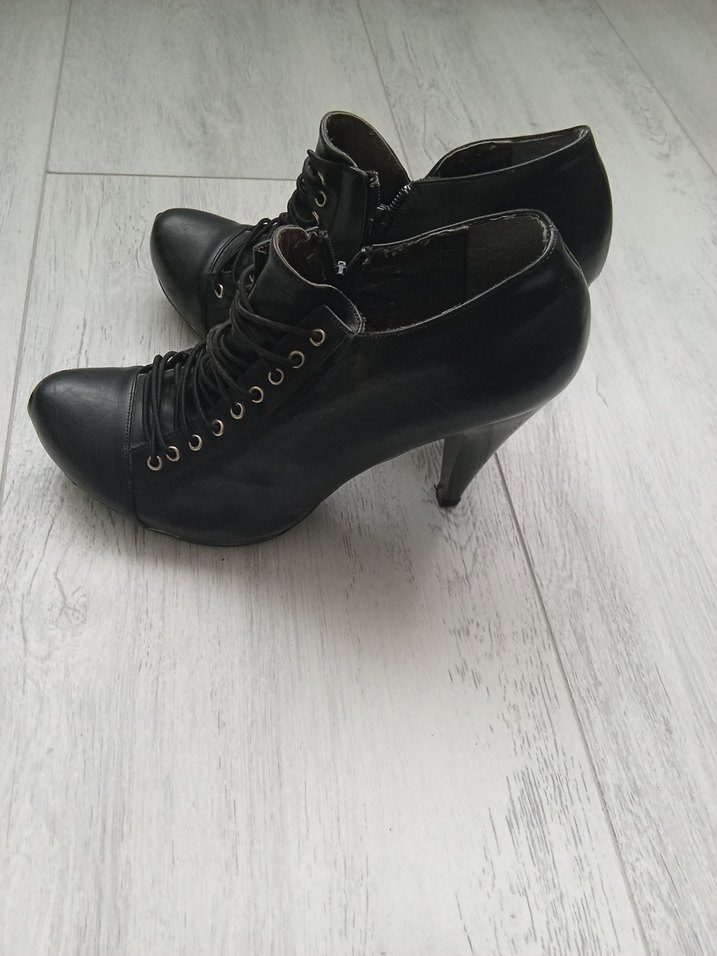 Siyah Deri Stiletto Topuklu Gotik Bot - Görsel 4