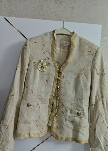 Alvina Ekru Cicekli Vintage Kadin Ceket