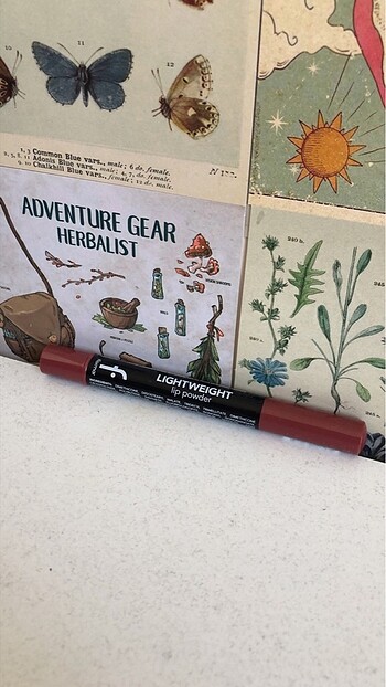 flormar lightweight lip powder