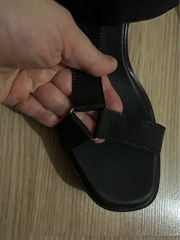 Aşırı şık bir sandalet - Görsel 6