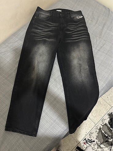 pantolon jeans