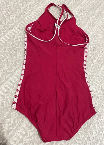 Kırmızı Dantel Detaylı İnce Askılı Mayo - Görsel 2