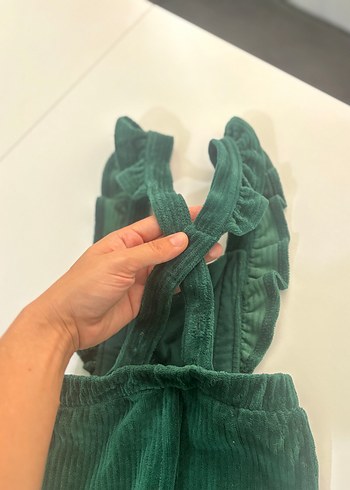 LC Waikiki Kız Çocuk Yeşil Fırfırlı Askılı Pantolon