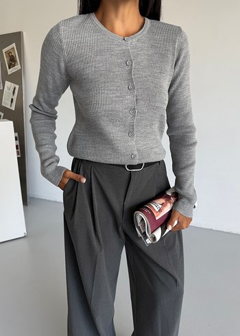 Düğmeli Gri Triko Kadın Ofis Kıyafeti Hırka - Görsel 3