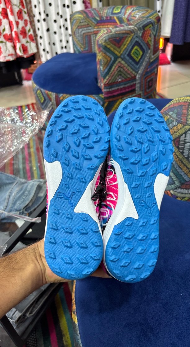 Puma Neon Renkli Futbol Ayakkabısı — görsel 4/6