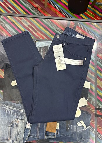 Beymen Business Koyu Lacivert Slim Fit Pantolon