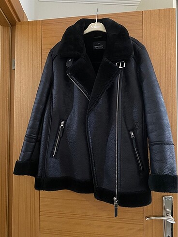 Stradivarıus suni kürklü biker mont