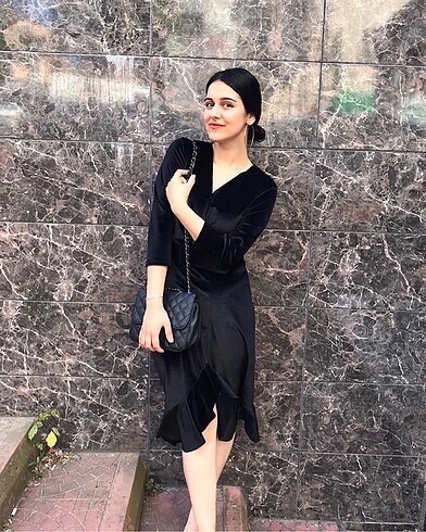 Kadife Elbise - Görsel 3