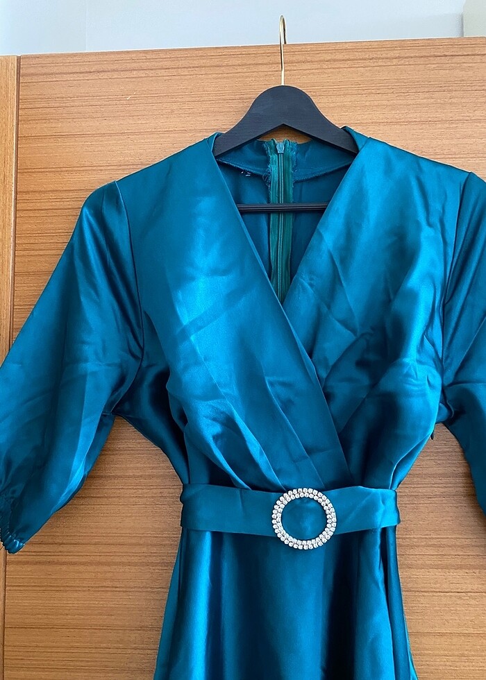 Saten Elbise - Görsel 2