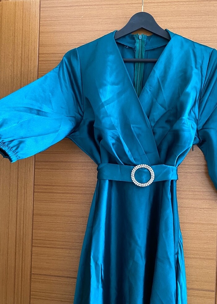 Saten Elbise - Görsel 3