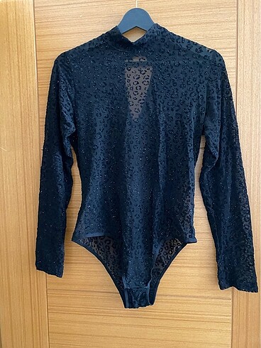 Simli Transparan Çıtçıtlı Body