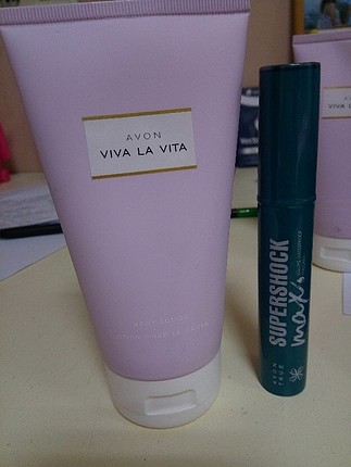 Avon vucut losyonu ve rimel