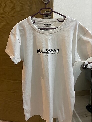 l Beden PULL&BEAR tshirt